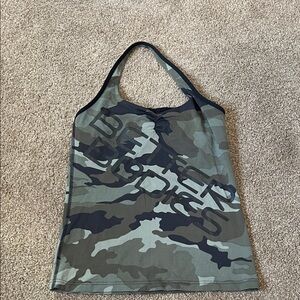 BETTER BODIES Camo Halter Top